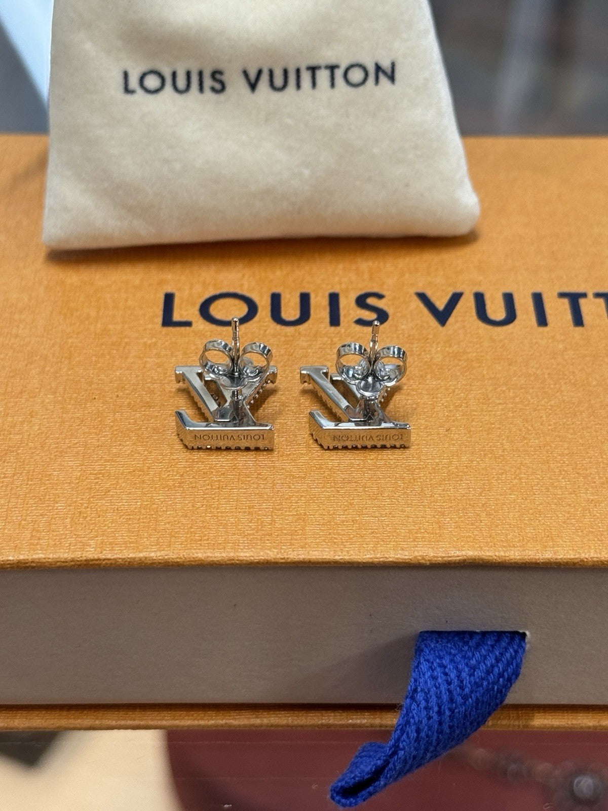 Louis Vuitton M00608 LV Iconic Palladium Ohrringe Ohrstecker
