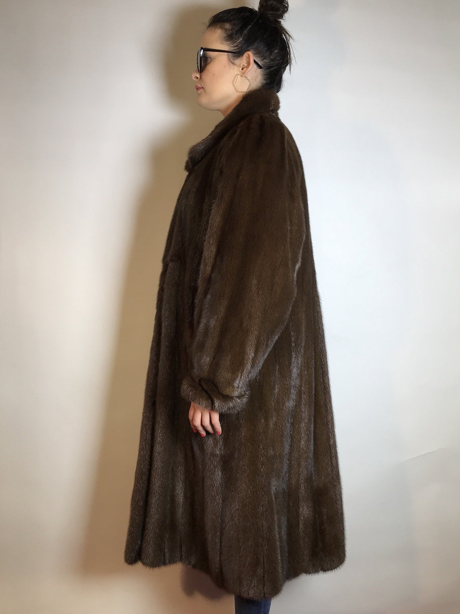 Wunderschöner langer Nerzmantel Original SAGA MINK Nerz braun Gr. 38/40 Damen