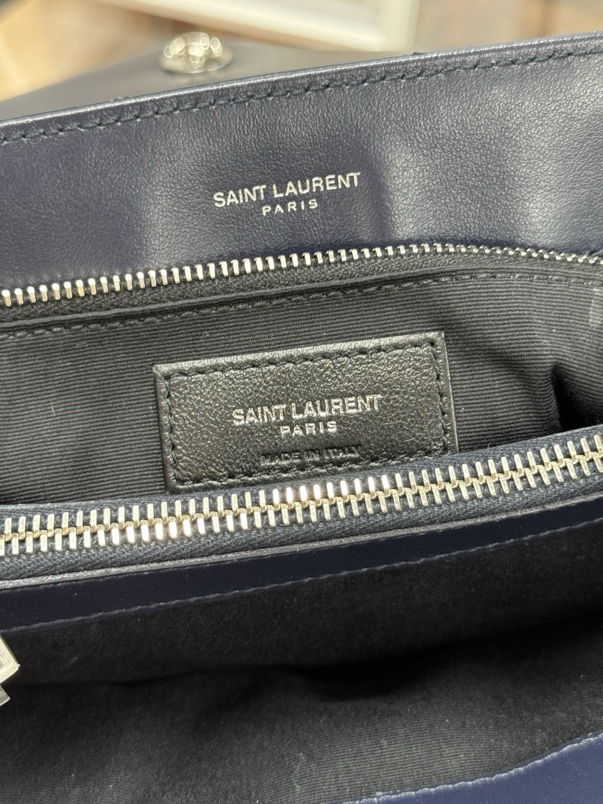 YSL Saint Laurent Loulou Medium Marine Blau Umhängetasche