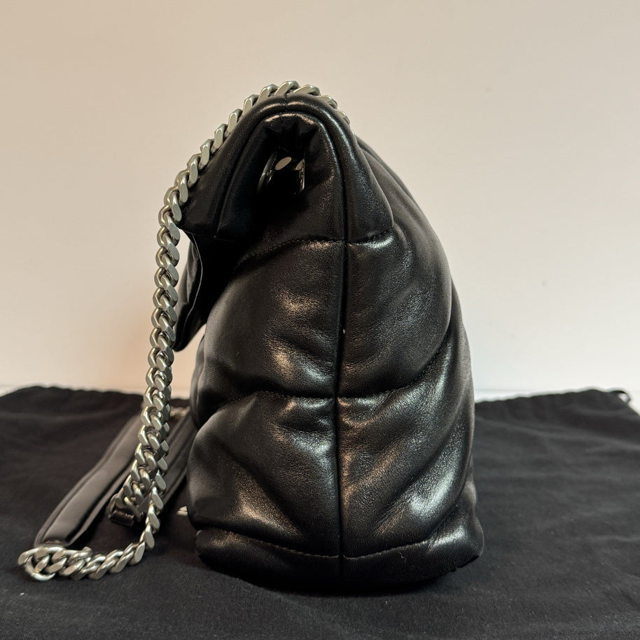 Saint Laurent Schultertasche Puffer Loulou Medium Schwarz Top Zustand