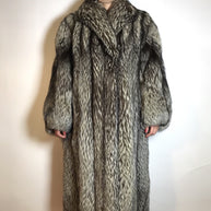 Prächtiger langer Silberfuchs-Mantel vom Kürschner, Gr. 38/40 Damen