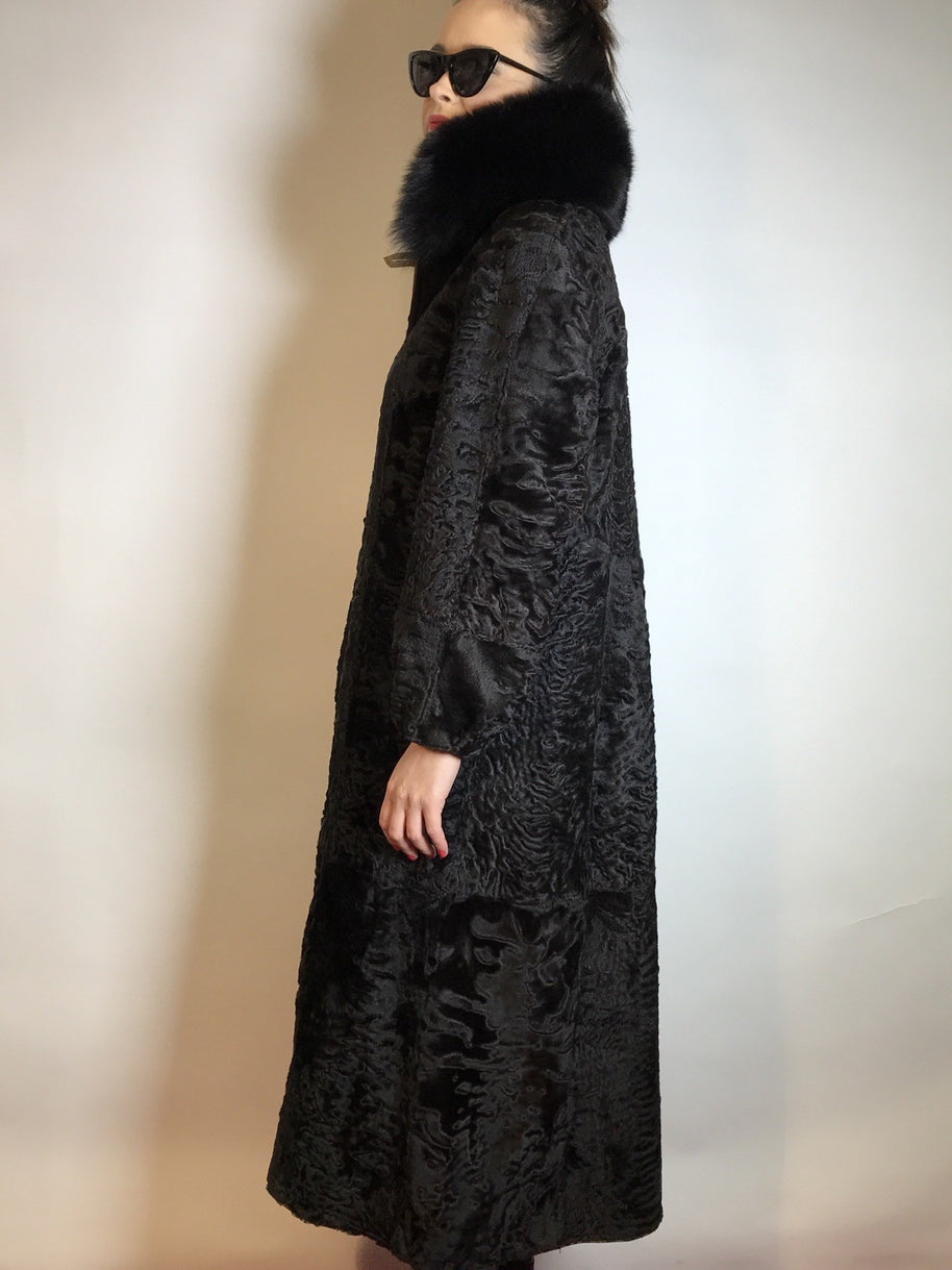 Ausgefallener Breitschwanzpersianer Mantel vom Kürschner Wendemantel 36/38 Damen