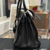 Saint Laurent Sac de Jour Medium Schwarz Leder Umhängetasche