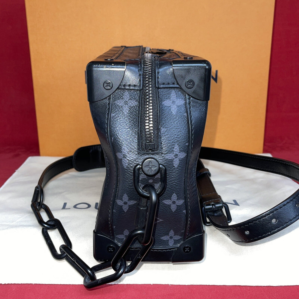 Louis Vuitton M44730 Soft Trunk Monogram Eclipse Canvas Umhängetasche 2019