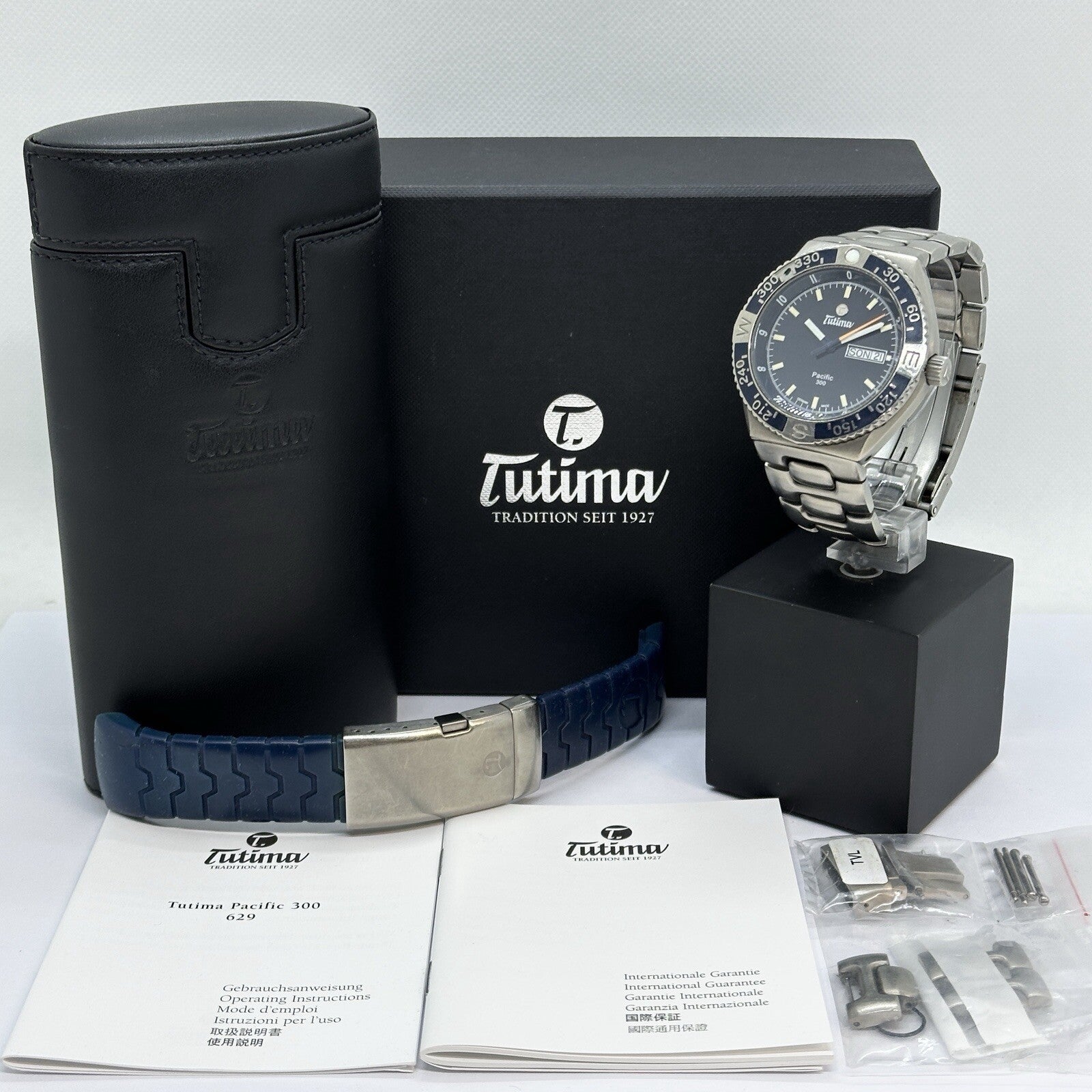 Tutima Pacific 300m Diver Blau Titan 42,5mm Herrenuhr Automatik 629-18