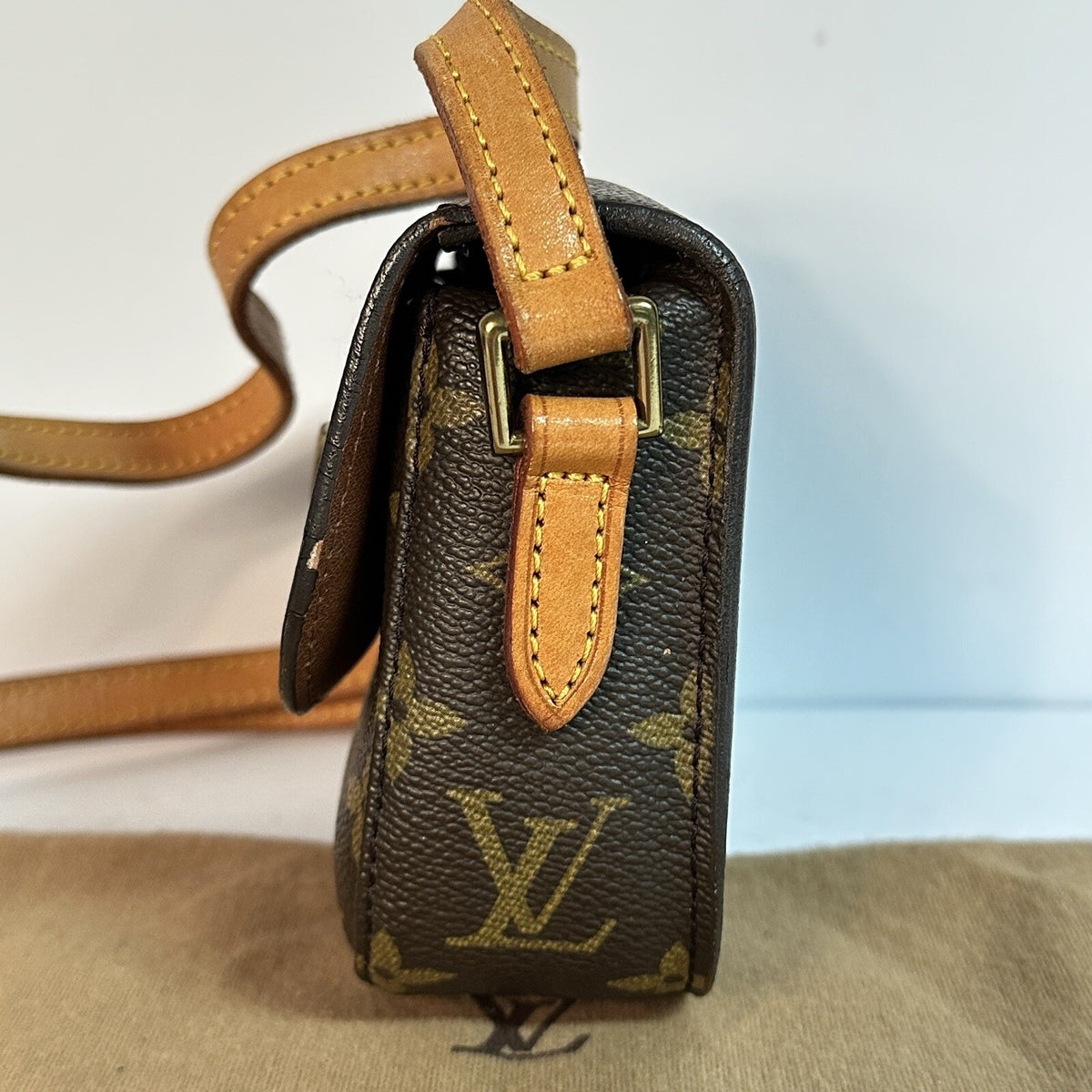 Louis Vuitton St Saint Cloud Bebe Mini Nano Crossbody Umhängetasche Monogram