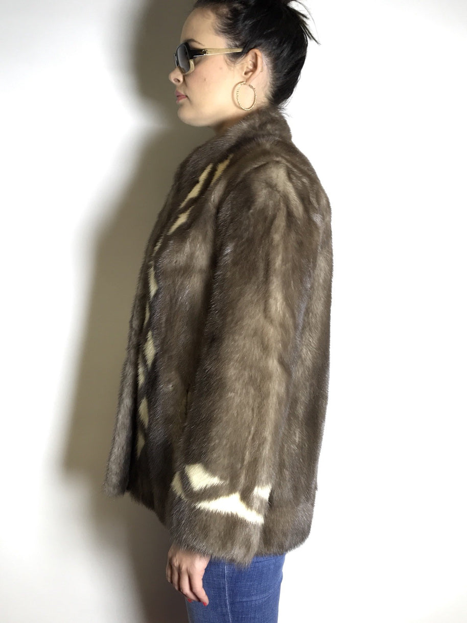 Ausgefallene Saphir Nerzjacke silbergrau, Canada Majestic Mink Gr. 34-36 Damen