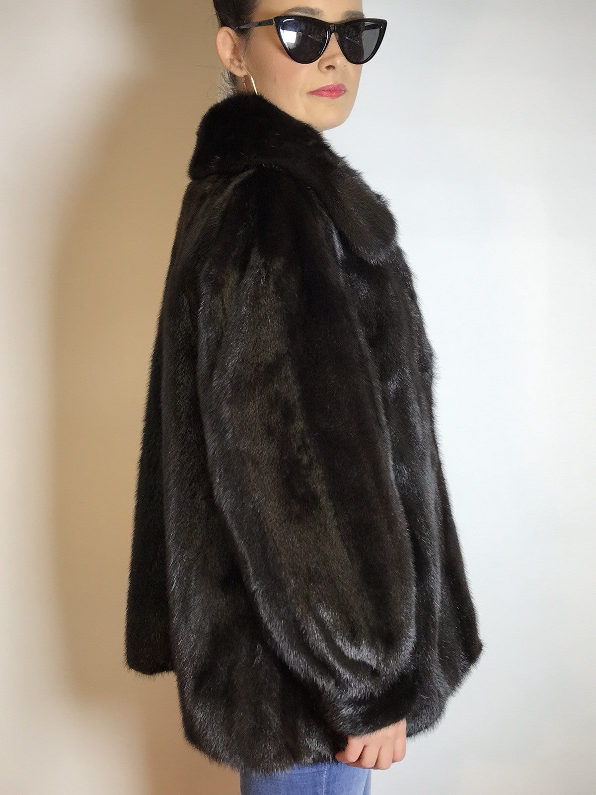 Moderne Nerzjacke dunkelbraun Sonderanfertigung vom Kürschner Gr. 36/38 Damen