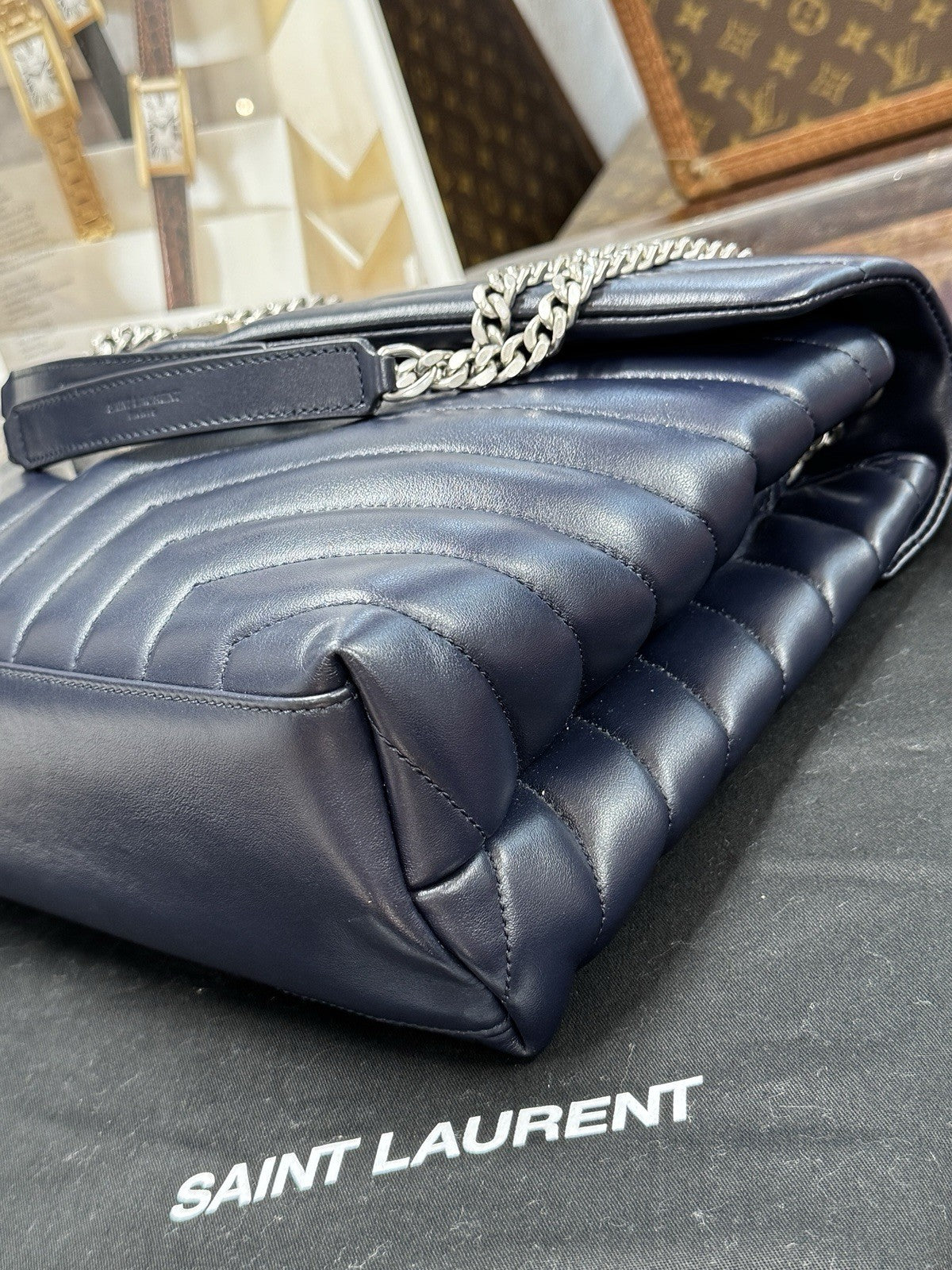 YSL Saint Laurent Loulou Medium Marine Blau Umhängetasche