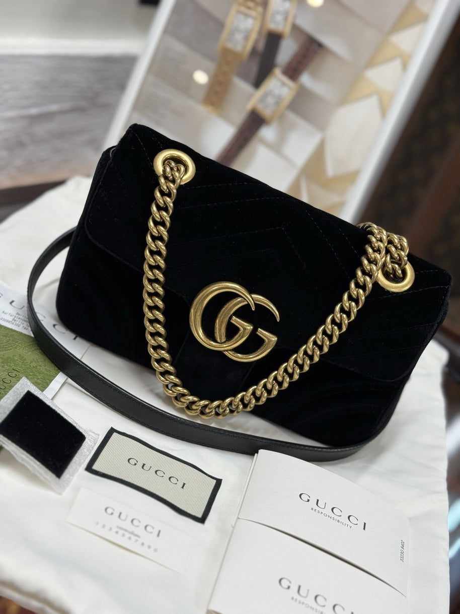 Gucci Kleine GG Marmont Schultertasche Samt Schwarz/Gold 446744