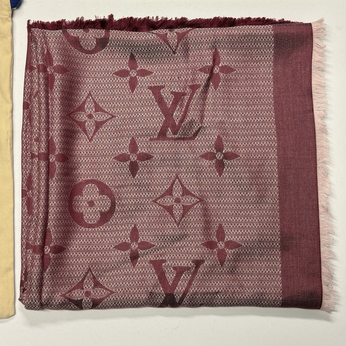 Louis Vuitton Monogram Seide Tuch/Schal 140cm Burgunder Rot Lila M73668