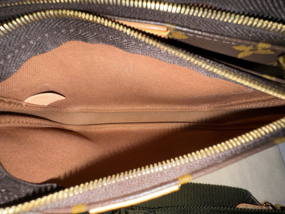 Louis Vuitton Multi Pochette aus 2023 mit Original Rechnung in Khaki Top Zustand