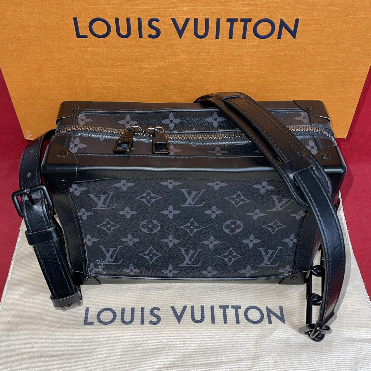 Louis Vuitton M44730 Soft Trunk Monogram Eclipse Canvas Umhängetasche 2019
