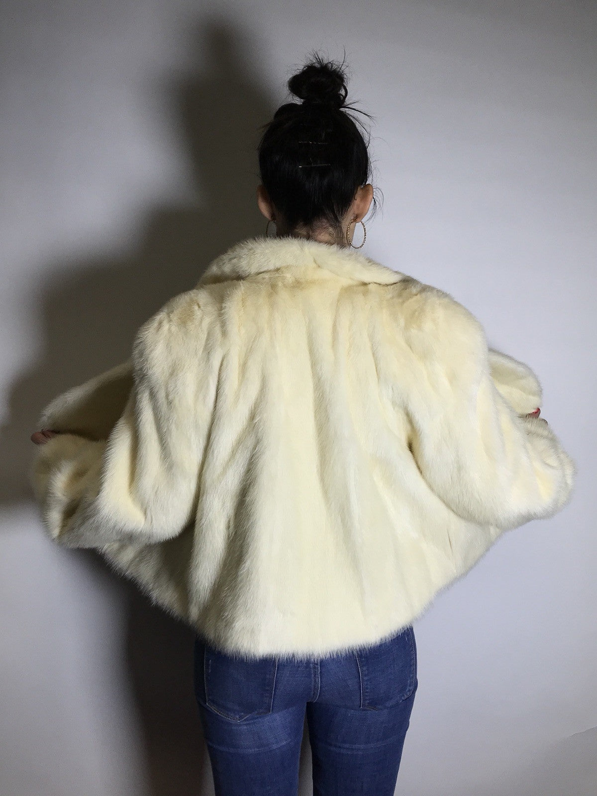 Creme-weisse Nerzjacke/Bolero, Sonderanfertigung vom Kürschner Gr. 38-40 Damen