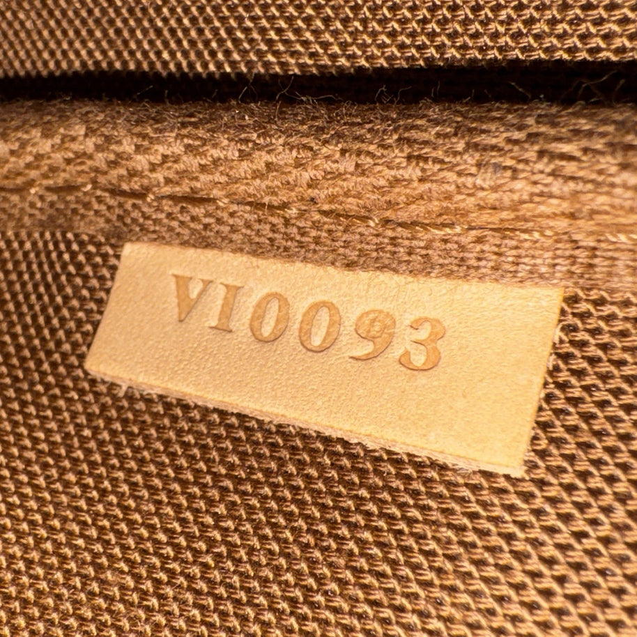 Louis Vuitton Pochette Accessoires Monogram Canvas Täschchen Clutch TOP Zustand