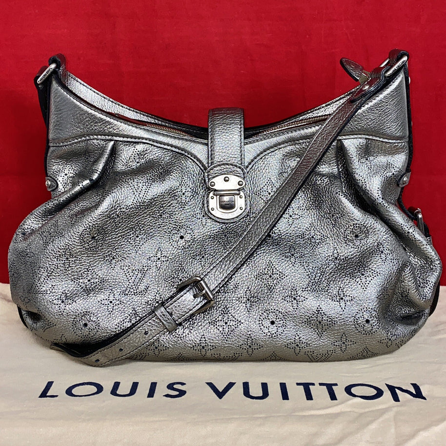 Louis Vuitton M95718 Mahina XS Silver/Silber Damen Umhängetasche NP: 2.395€