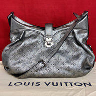 Louis Vuitton M95718 Mahina XS Silver/Silber Damen Umhängetasche NP: 2.395€