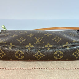 Louis Vuitton Pochette Accessoires Monogram Canvas Täschchen Clutch TOP Zustand