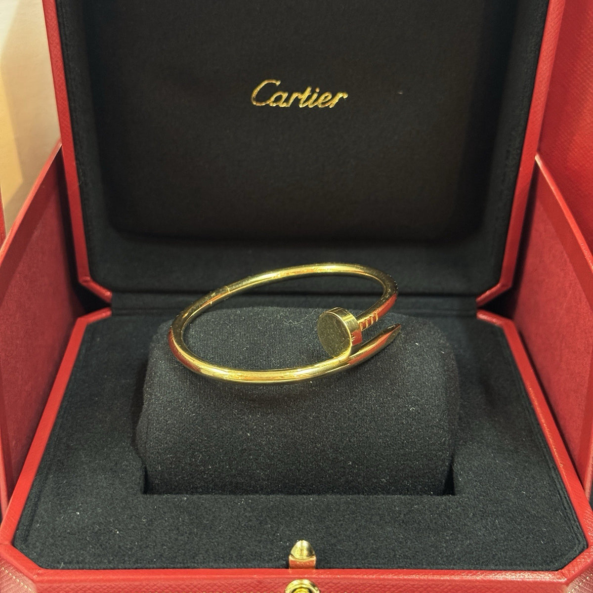CARTIER JUSTE UN CLOU ARMREIF, ARMBAND, KLASSISCHES MODELL GELBGOLD GR. 15 2023
