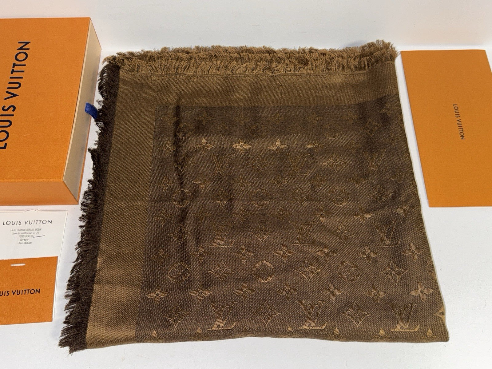 Louis Vuitton Monogram Chale Seide Tuch/Schal 140cm Braun mit orig. Rechnung