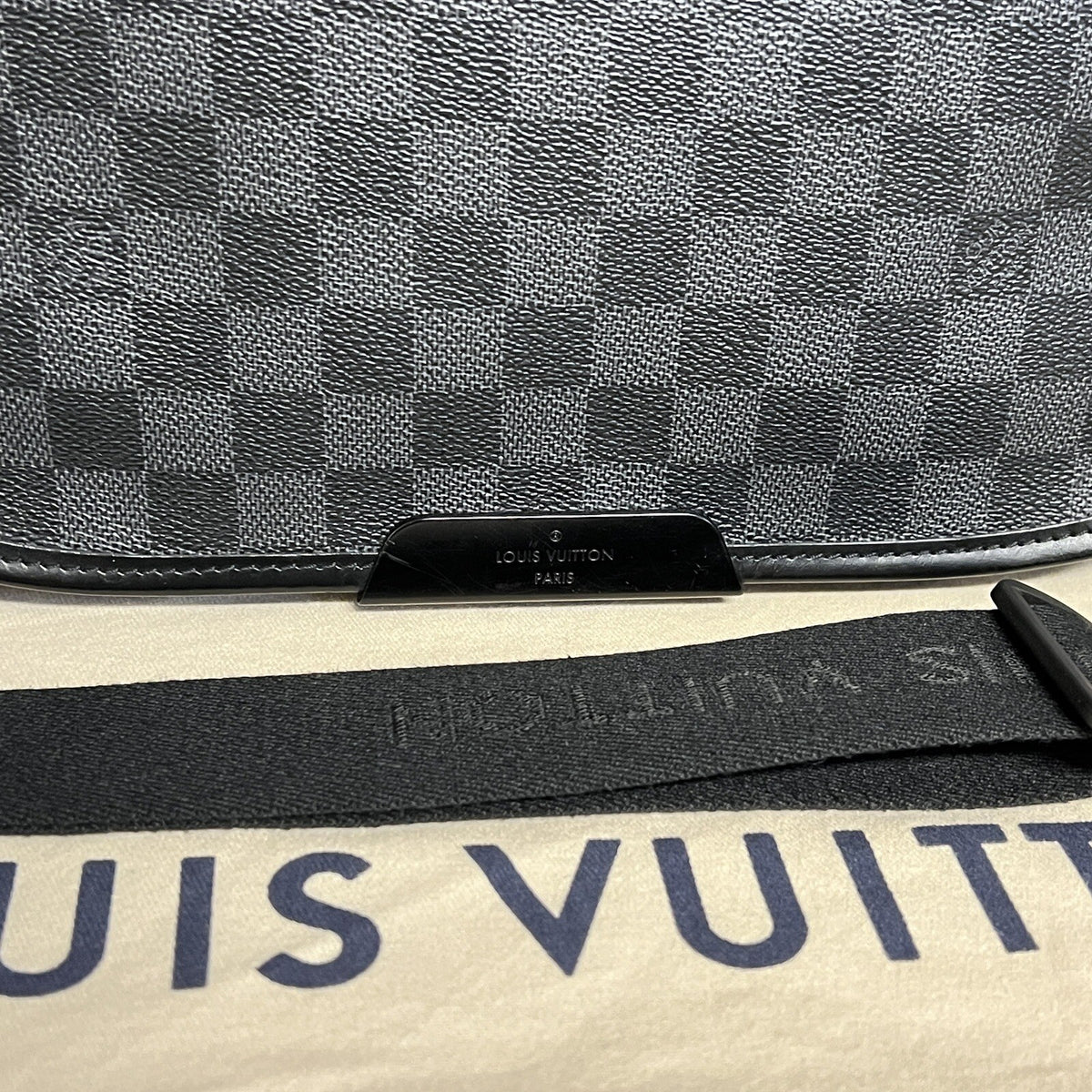 Louis Vuitton Daniel MM Messenger Bag Damier Ebene Herren Umhängetasche 2010