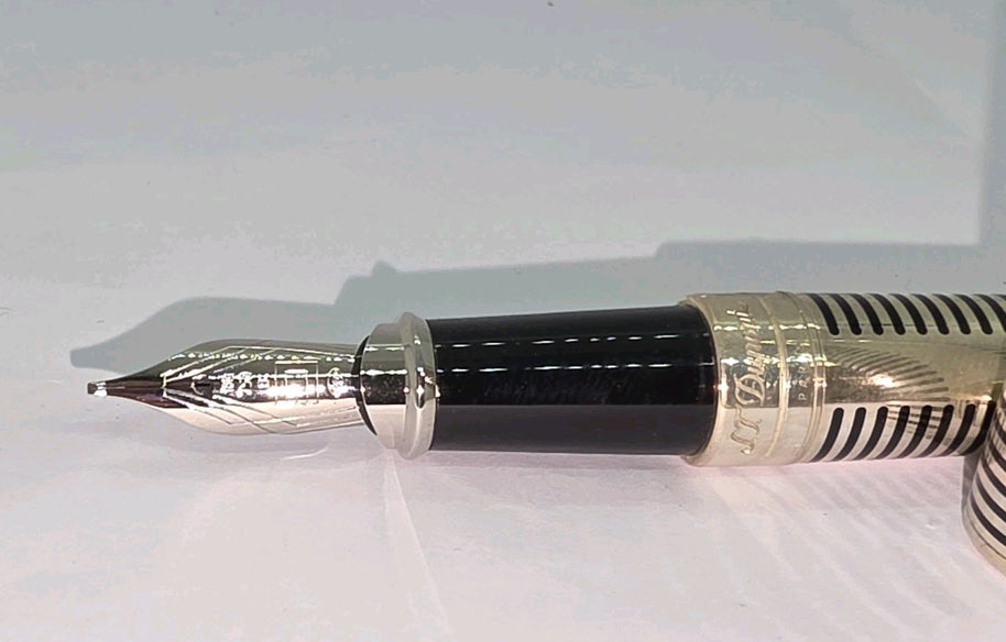 ST Dupont Olympio Laque De Chine Sterling Fountain Pen B Nib Füllfederhalter NEU