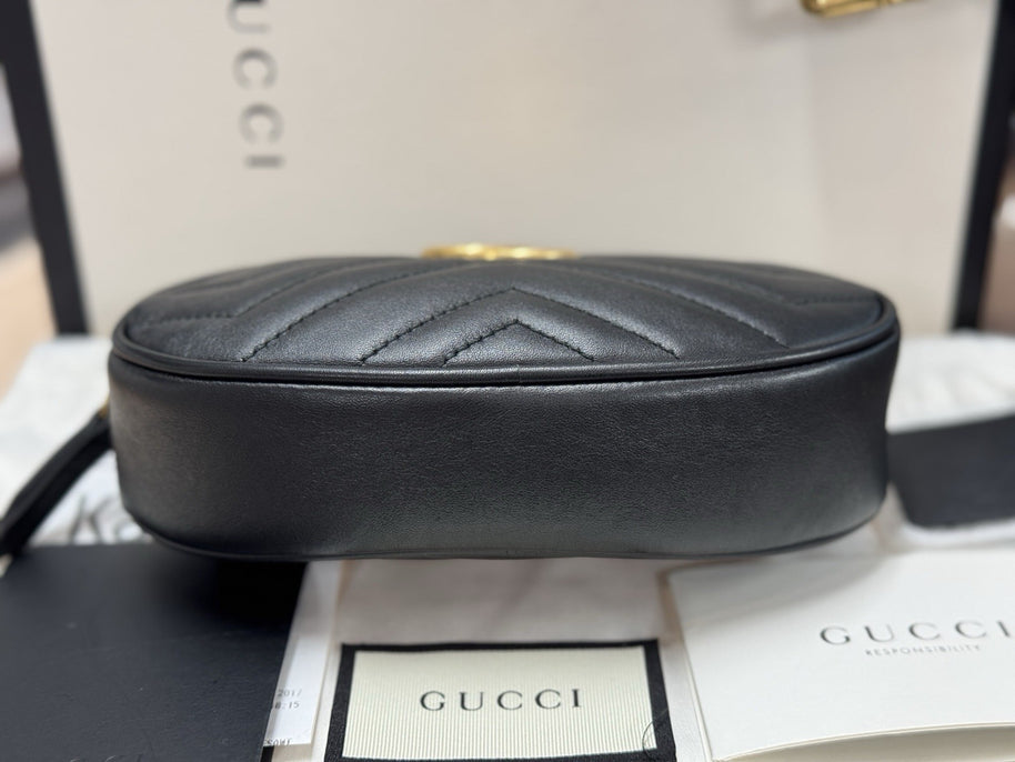 Gucci GG Marmont Gürteltasche Bumbag Leder Schwarz/Gold 476434