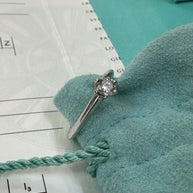 Tiffany & Co. Verlobungsring Platin 950-Gr.52 - Box & Zertifikat 0,30 CT - VVS1