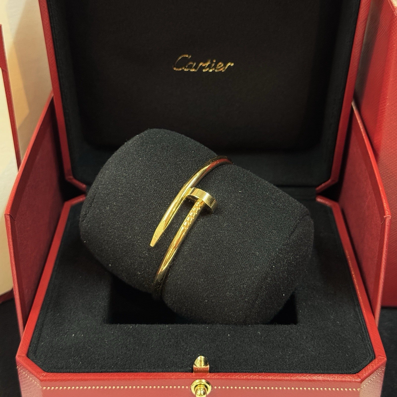 CARTIER JUSTE UN CLOU ARMREIF, ARMBAND, KLASSISCHES MODELL GELBGOLD GR. 15 2023