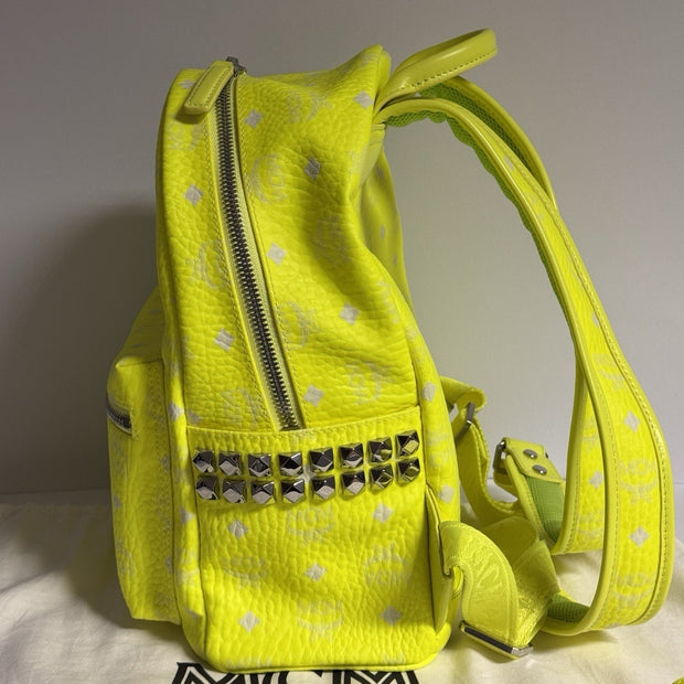 MCM Stark Rucksack + Portemonnaie Visetos Neon Gelb