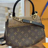 Louis Vuitton M46548 Tilsitt Monogram Reverse Umhängetasche 2024 TOP