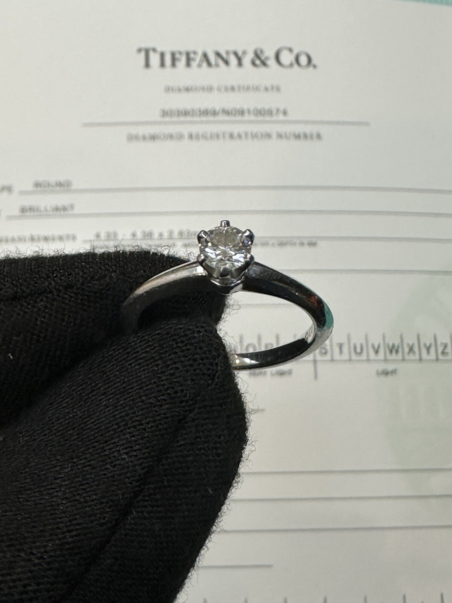Tiffany & Co. Verlobungsring Platin 950-Gr.52 - Box & Zertifikat 0,30 CT - VVS1