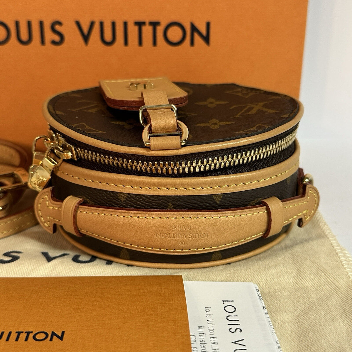 Louis Vuitton Mini Boîte Chapeau M44699 2way Monogram Umhängetasche
