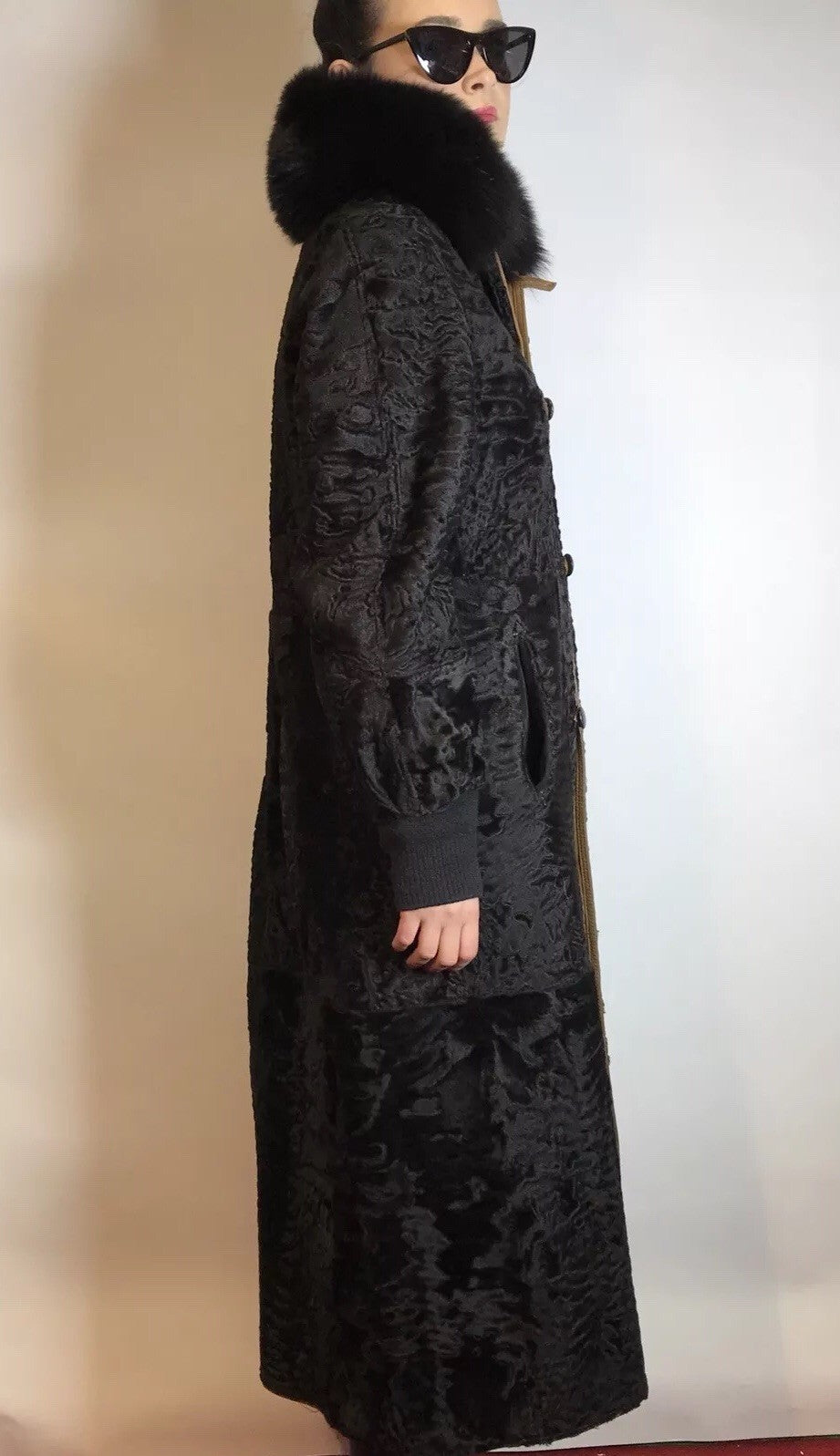 Ausgefallener Breitschwanzpersianer Mantel vom Kürschner Wendemantel 36/38 Damen