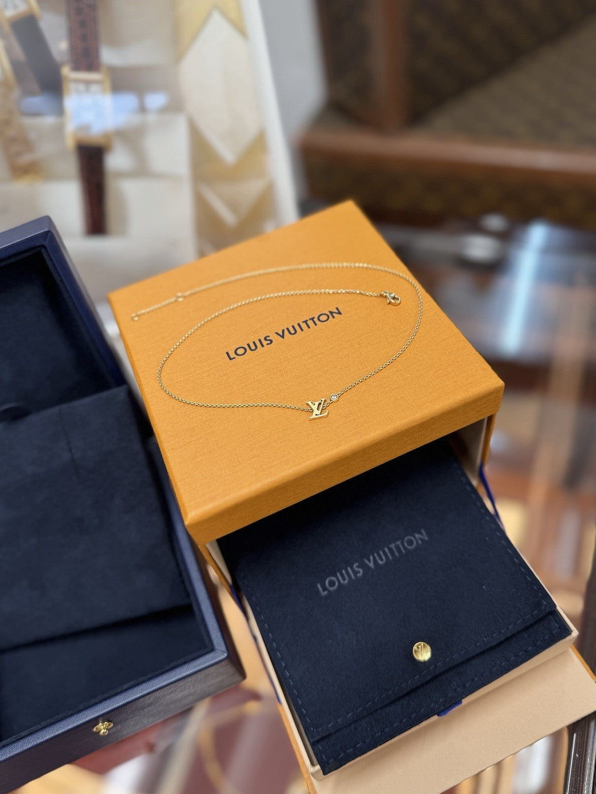 Louis Vuitton Idylle Blossom LV Halskette, Collier 18 Karat Gelbgold und Diamant