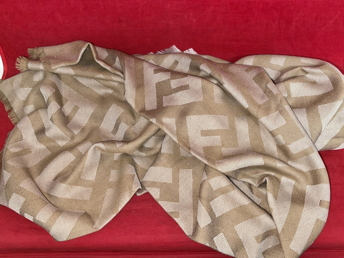 Fendi FF Shawl Wolle & Kaschmir Schal 140x140 cm Schultertuch beige/gold wie Neu