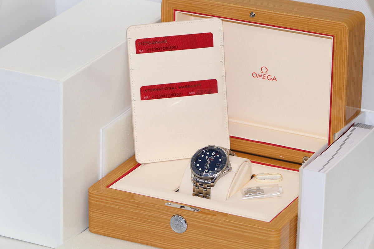 Omega Seamaster Diver 300 M Blau/blue plain dial 21230412003001 Fullset DE 2016