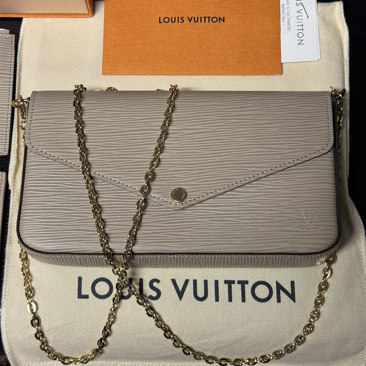 Louis Vuitton M68758 Pochette Felicie Epi Leder Beige Taupe Umhängetasche