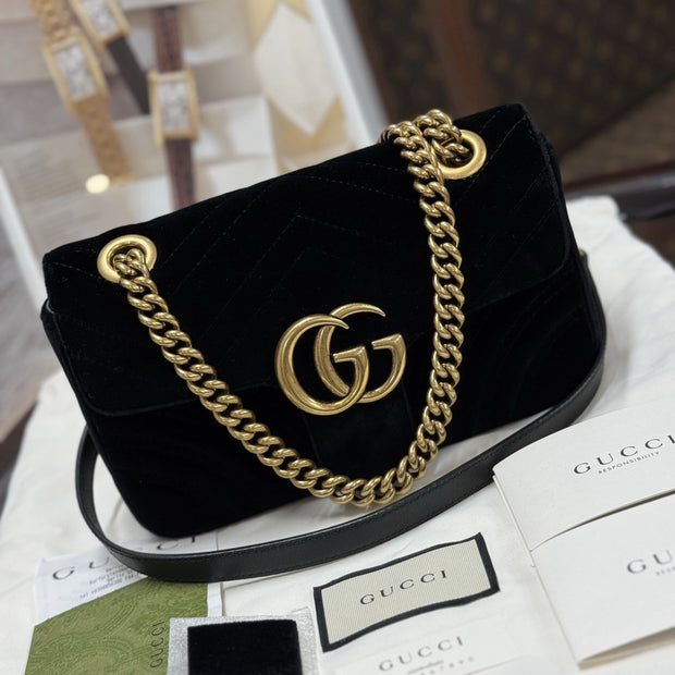Gucci Kleine GG Marmont Schultertasche Samt Schwarz/Gold 446744
