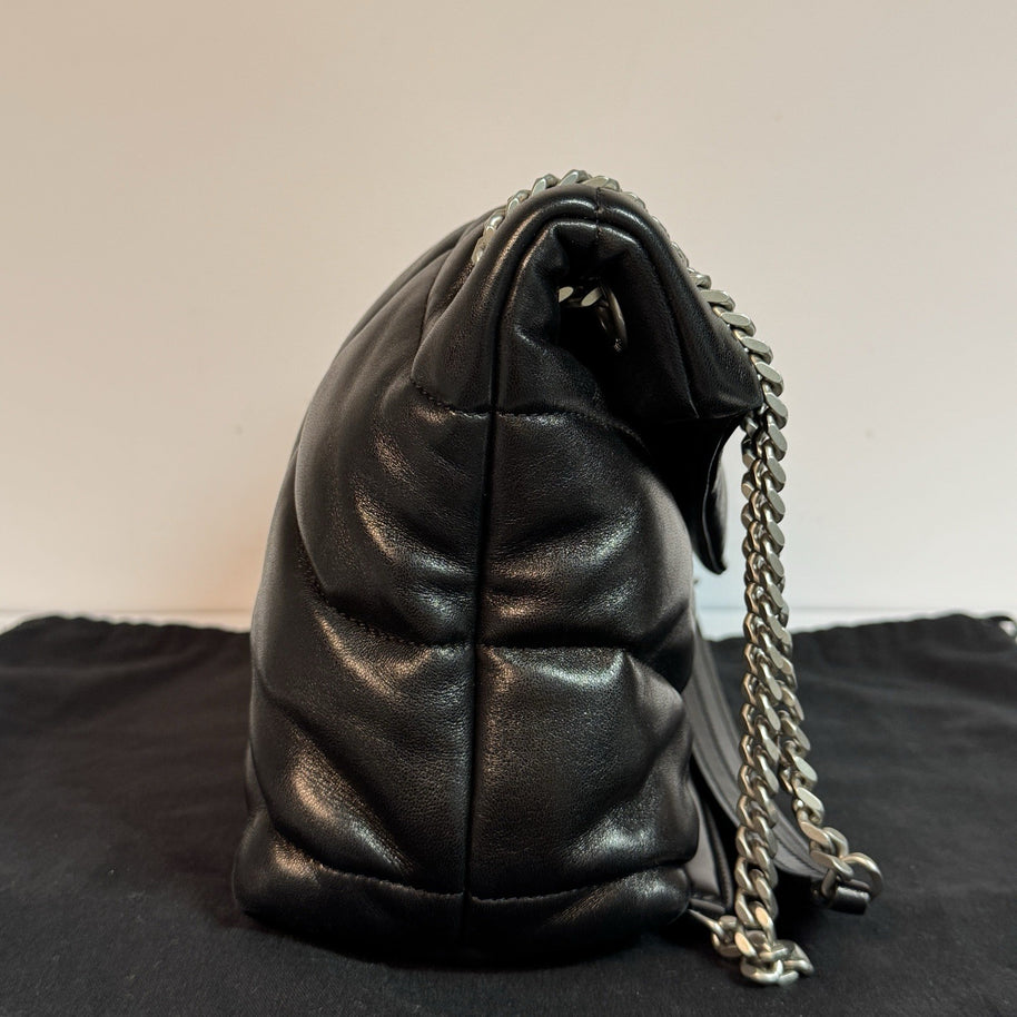 Saint Laurent Schultertasche Puffer Loulou Medium Schwarz Top Zustand