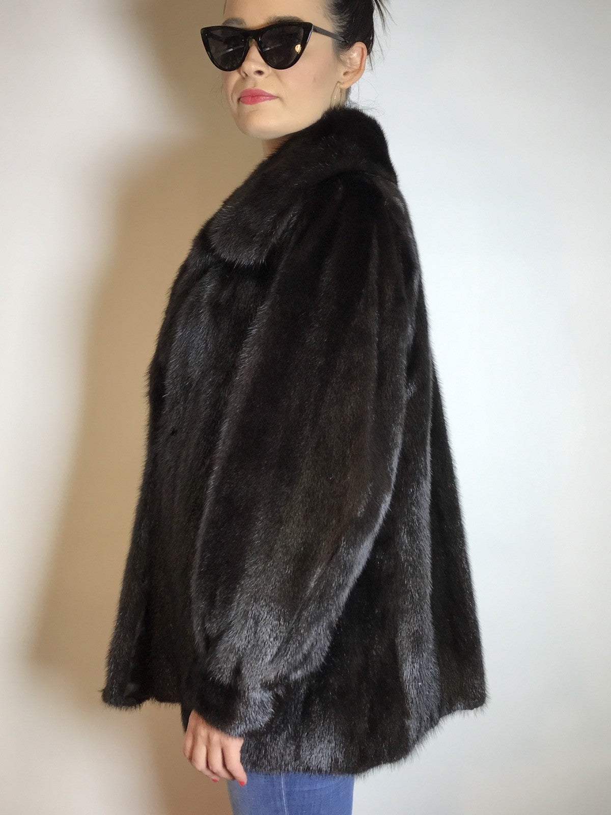 Moderne Nerzjacke dunkelbraun Sonderanfertigung vom Kürschner Gr. 36/38 Damen