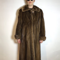 Wunderschöner langer Nerzmantel braun CANADA MAJESTIC MINK Gr. 40/42 Damen