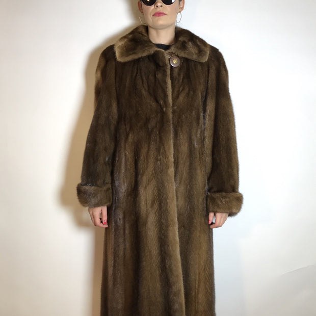 Wunderschöner langer Nerzmantel braun CANADA MAJESTIC MINK Gr. 40/42 Damen