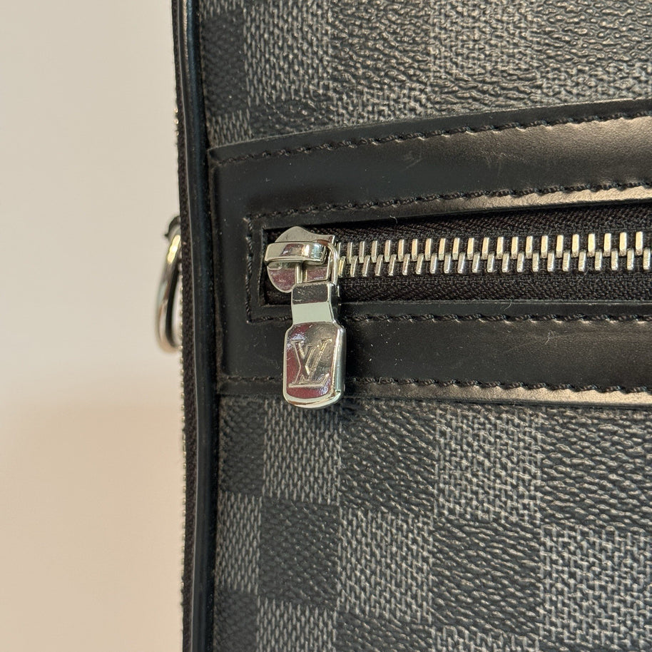 Louis Vuitton Steeve Porte Documents Damier Graphite Herren Businesstasche