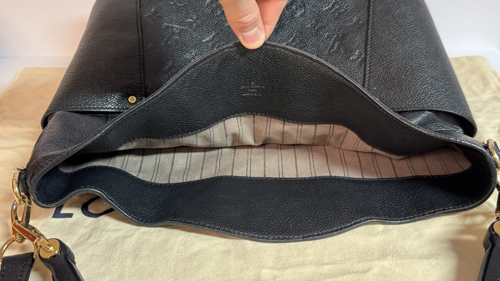 Louis Vuitton M50072 Bagatelle Empreinte Noir Schwarz Leder Umhängetasche 2016