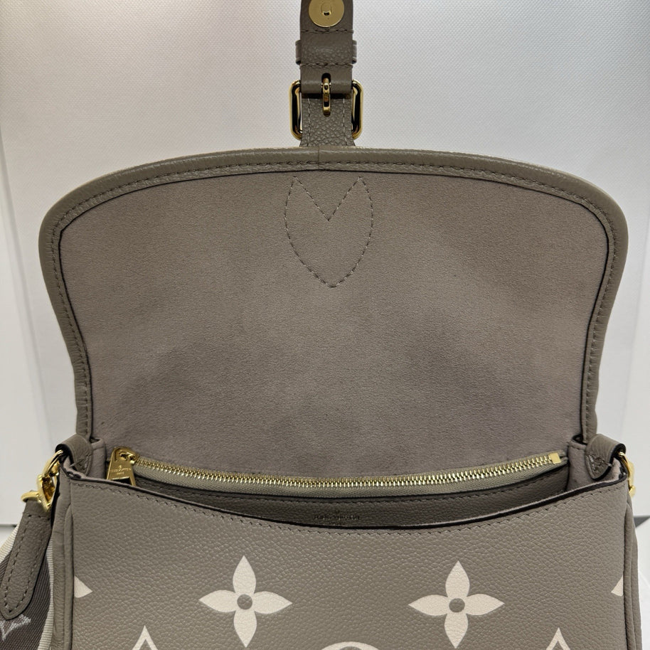 Louis Vuitton Diane 2024 Monogram Empreinte Tourterelle / Beige M46583