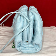 Bottega Veneta Teen Pouch Pale Blue Babyblau Damen Umhängetasche 2023