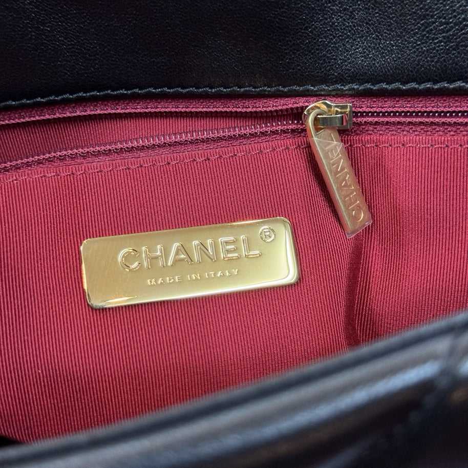 Chanel 19 Flap Bag „Jumbo“ Schwarz Lammleder großes Modell wie NEU