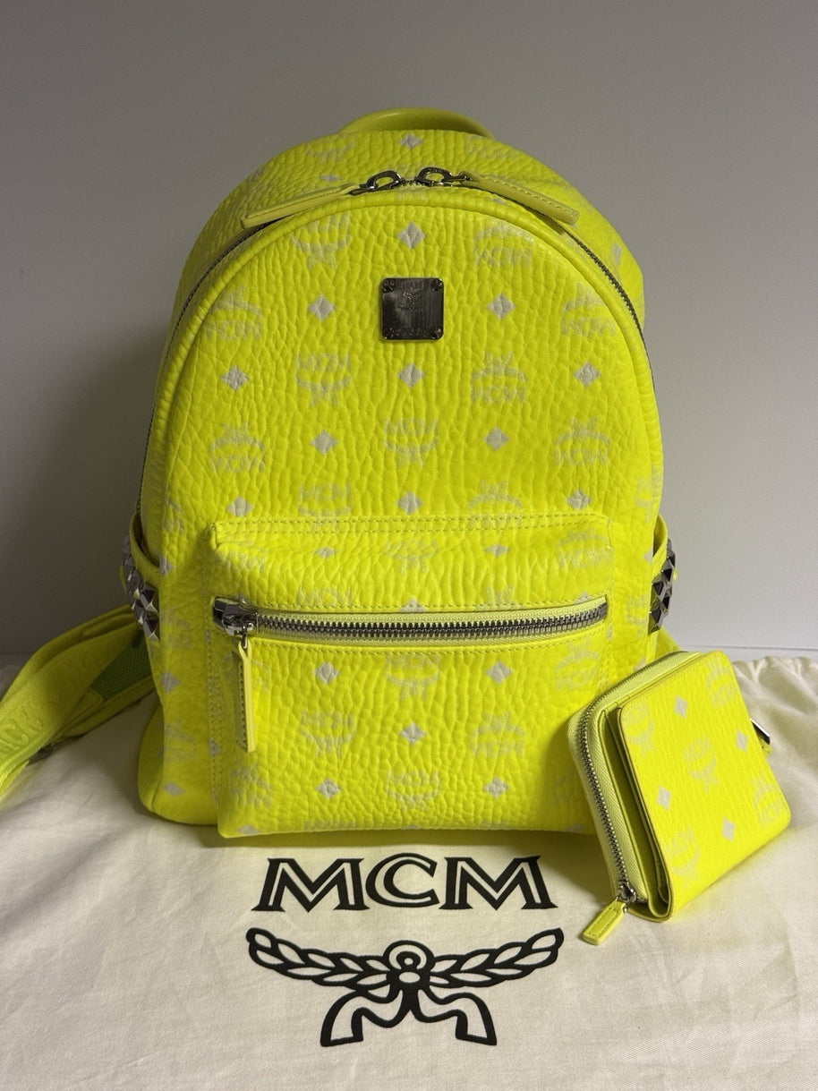 MCM Stark Rucksack + Portemonnaie Visetos Neon Gelb