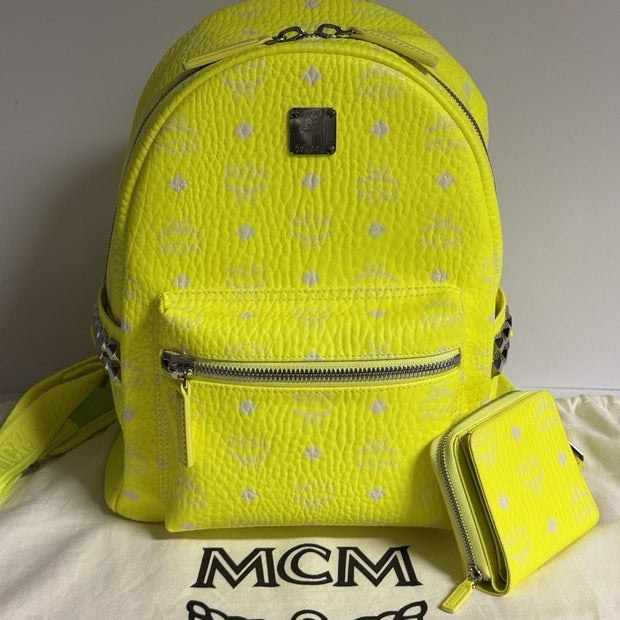 MCM Stark Rucksack + Portemonnaie Visetos Neon Gelb